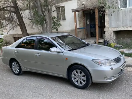 Toyota Camry 2002 года за 3 800 000 тг. в Атырау – фото 4