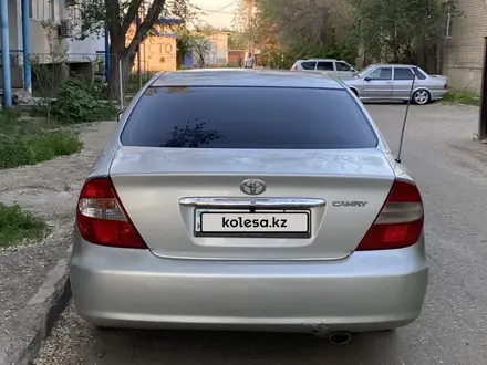 Toyota Camry 2002 года за 3 800 000 тг. в Атырау – фото 7