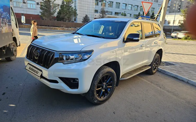 Toyota Land Cruiser Prado 2022 года за 26 500 000 тг. в Семей