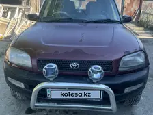 Toyota RAV4, 1995