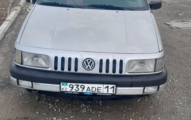 Volkswagen Passat 1991 годаүшін1 400 000 тг. в Кызылорда