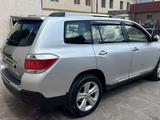 Toyota Highlander 2012 года за 12 200 000 тг. в Шымкент – фото 4