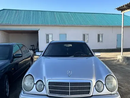 Mercedes-Benz E 230 1996 года за 3 000 000 тг. в Кызылорда – фото 3