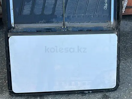 Люк Мерс 124 140 190 201 202 210 за 1 000 тг. в Алматы