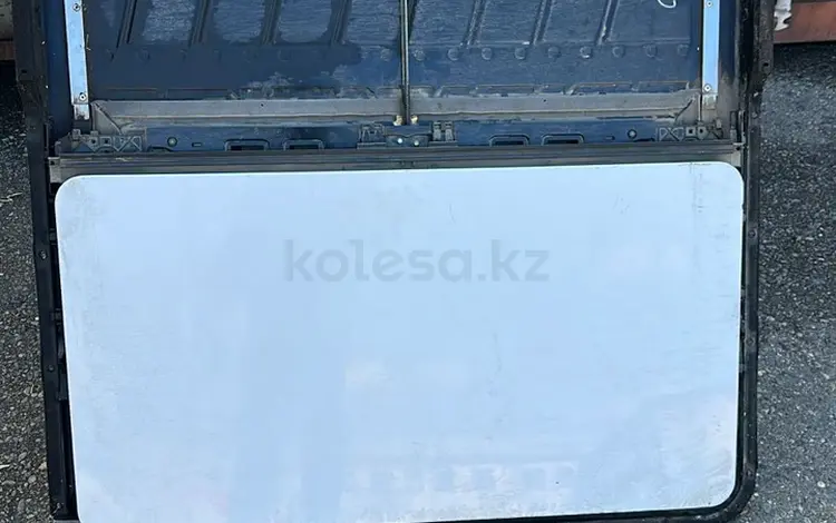 Люк Мерс 124 140 190 201 202 210 за 1 000 тг. в Алматы