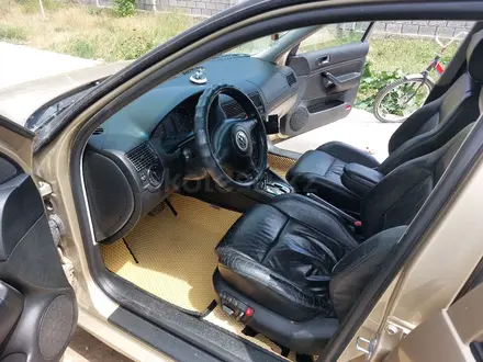 Volkswagen Golf 2002 года за 2 600 000 тг. в Шымкент – фото 3