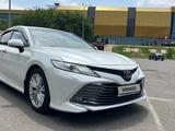 Toyota Camry 2018 года за 15 500 000 тг. в Тараз