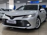 Toyota Camry 2019 года за 16 790 000 тг. в Актау – фото 2