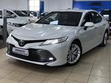 Toyota Camry 2019 года за 16 790 000 тг. в Актау