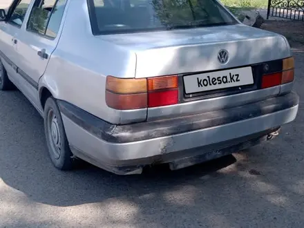 Volkswagen Vento 1992 года за 830 000 тг. в Аксай – фото 2