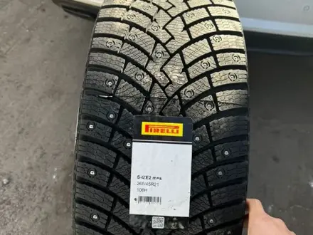 265/45/21. Pirelli ice zero 2. Шипованные шины за 1 200 000 тг. в Астана