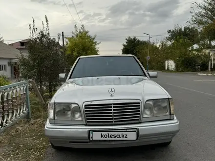 Mercedes-Benz E 220 1992 года за 2 500 000 тг. в Шымкент – фото 7