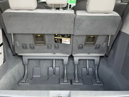 Toyota Sienna 2019 года за 15 500 000 тг. в Алматы – фото 15