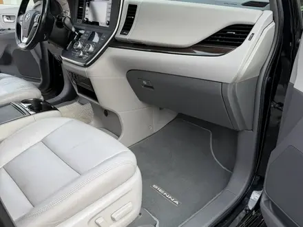 Toyota Sienna 2019 года за 15 500 000 тг. в Алматы – фото 7