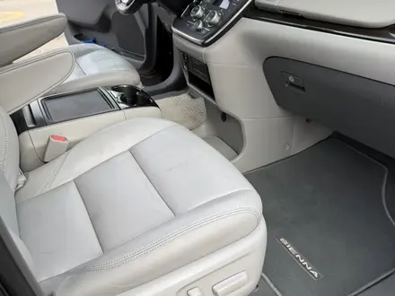Toyota Sienna 2019 года за 15 500 000 тг. в Алматы – фото 9