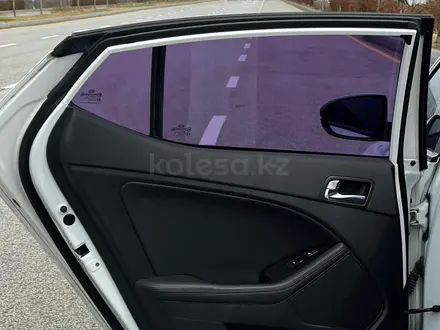 Kia K5 2013 года за 8 300 000 тг. в Алматы – фото 15