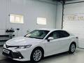 Toyota Camry 2023 года за 18 500 000 тг. в Уральск