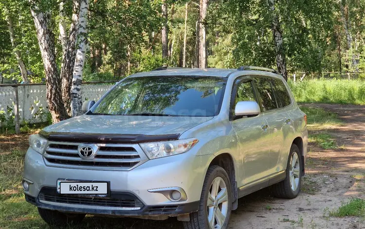 Toyota Highlander 2013 года за 13 000 000 тг. в Костанай