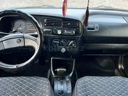 Volkswagen Golf 1994 года за 2 150 000 тг. в Караганда – фото 36
