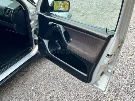 Volkswagen Golf 1994 года за 2 150 000 тг. в Караганда – фото 42