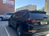 Hyundai Santa Fe 2020 годаүшін15 500 000 тг. в Астана – фото 2