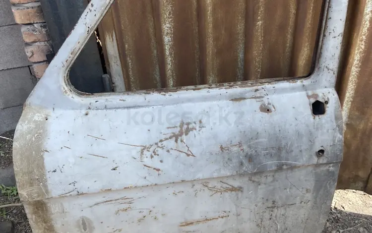 Дверь за 10 000 тг. в Каскелен