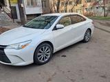 Toyota Camry 2015 года за 9 800 000 тг. в Алматы – фото 3