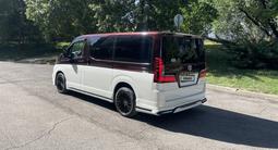 Toyota Granvia 2022 года за 48 000 000 тг. в Алматы – фото 5