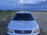 Volkswagen Passat 1999 года за 1 500 000 тг. в Семей
