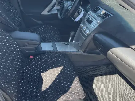 Toyota Camry 2010 года за 4 200 000 тг. в Актау – фото 9