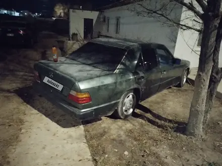 Mercedes-Benz E 230 1989 года за 1 000 000 тг. в Атырау – фото 3