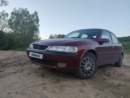 Opel Vectra 1996 года за 1 200 000 тг. в Усть-Каменогорск – фото 3