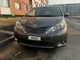 Toyota Sienna 2015 года за 20 000 000 тг. в Алматы