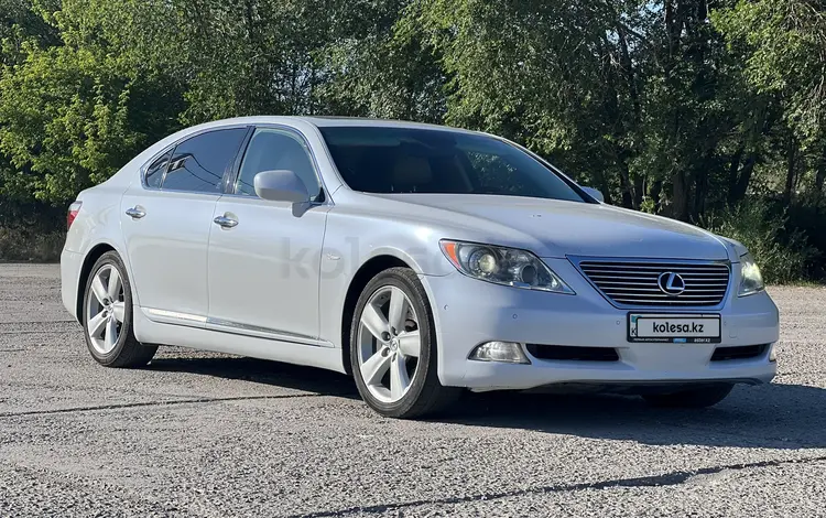 Lexus LS 460 2007 года за 7 500 000 тг. в Семей