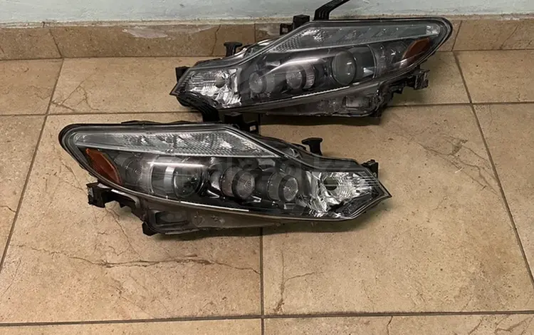 Фара правая левая Nissan Murano ксенон за 140 000 тг. в Астана