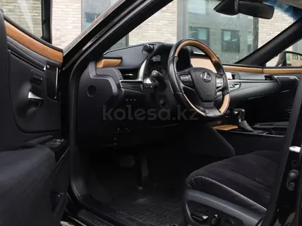 Lexus ES 250 2019 года за 23 500 000 тг. в Алматы – фото 12