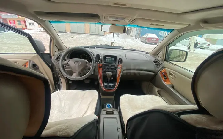 Lexus RX 300 2001 годаfor5 400 000 тг. в Астана