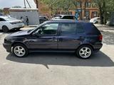 Volkswagen Golf 1995 года за 1 850 000 тг. в Алматы – фото 4