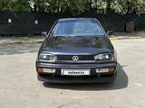 Volkswagen Golf 1995 года за 1 850 000 тг. в Алматы