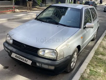 Volkswagen Golf 1998 года за 2 000 000 тг. в Алматы – фото 4