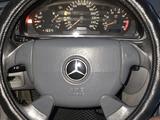 Mercedes-Benz CLK 230 1998 года за 2 700 000 тг. в Астана – фото 2