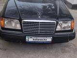 Mercedes-Benz E 220 1993 годаүшін1 800 000 тг. в Тараз