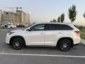 Toyota Highlander 2018 года за 19 000 000 тг. в Шымкент – фото 4