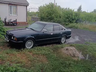 BMW 518