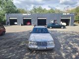 Mercedes-Benz E 300 1993 годаfor1 400 000 тг. в Семей – фото 3