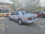 Mercedes-Benz E 300 1993 годаfor1 400 000 тг. в Семей – фото 4