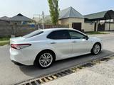 Toyota Camry 2019 года за 15 200 000 тг. в Шымкент – фото 3