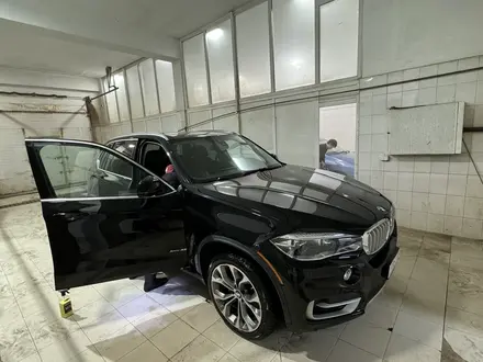 BMW X5 2016 года за 14 500 000 тг. в Уральск