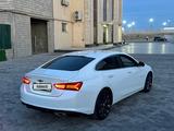 Chevrolet Malibu 2017 года за 6 850 000 тг. в Туркестан – фото 2