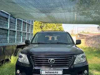 Lexus LX 570